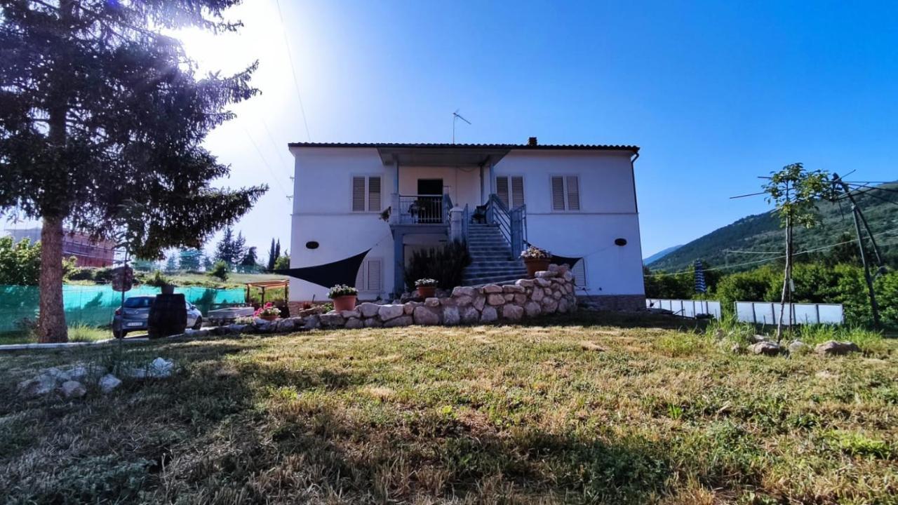 Dal Compare Bed & Breakfast San Pio delle Camere ภายนอก รูปภาพ