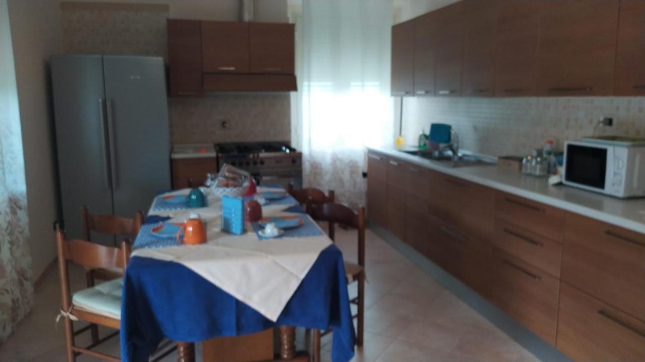 Dal Compare Bed & Breakfast San Pio delle Camere ภายนอก รูปภาพ