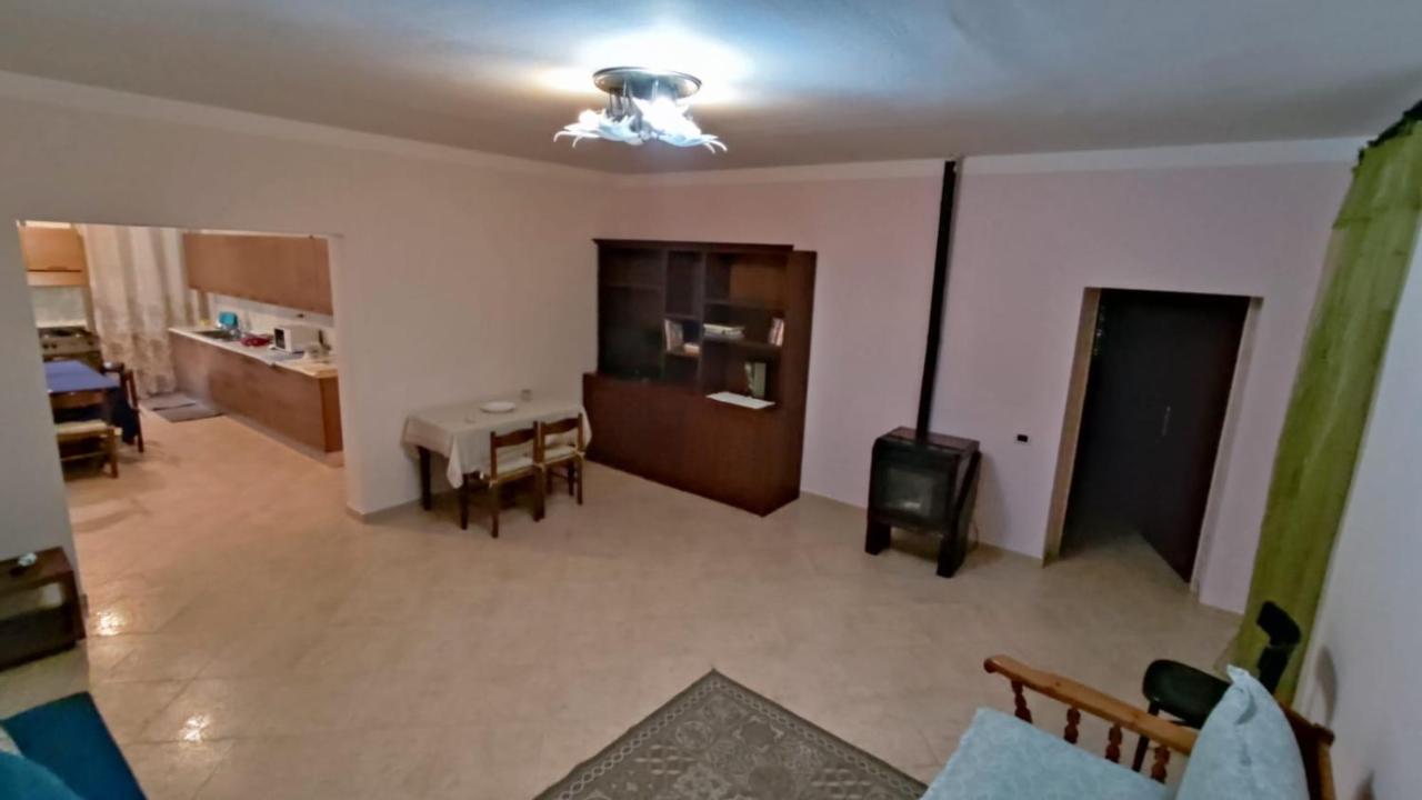 Dal Compare Bed & Breakfast San Pio delle Camere ภายนอก รูปภาพ