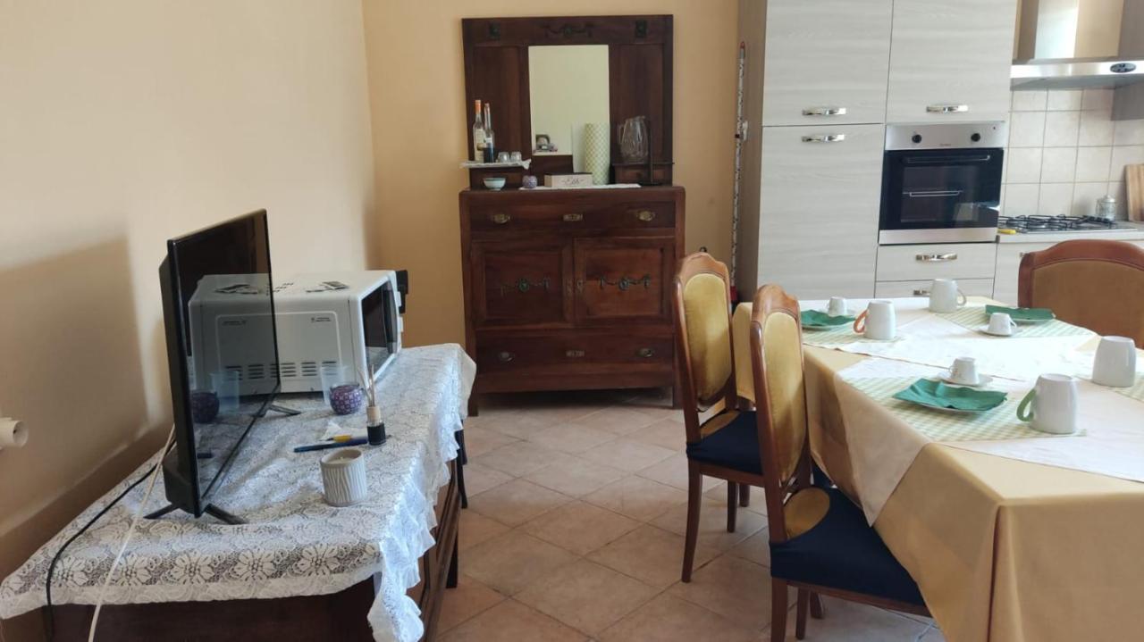 Dal Compare Bed & Breakfast San Pio delle Camere ภายนอก รูปภาพ