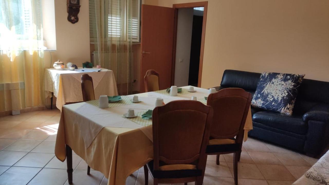 Dal Compare Bed & Breakfast San Pio delle Camere ภายนอก รูปภาพ